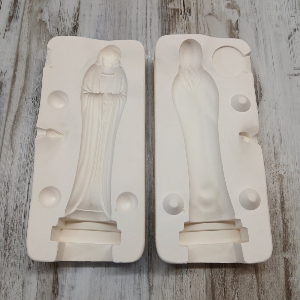 Vintage 1962 Duncan Ceramic‎ Mold Standing Madonna SM-1012 Fresno Calif 7 Inch